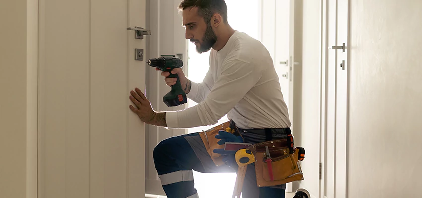 Mailbox Lock Installation Expert in Mountain View, California