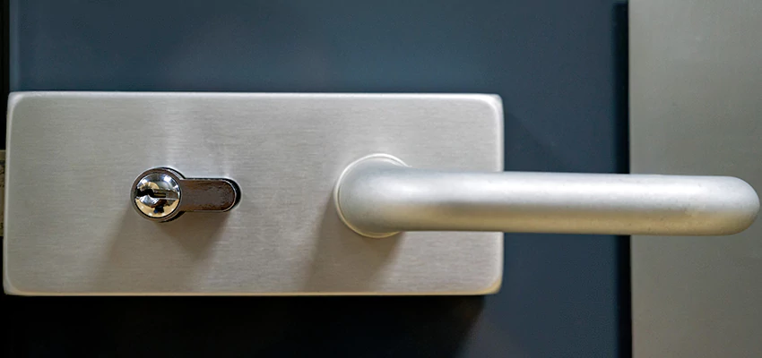 Change Patio Door Locks in Mountain View, California
